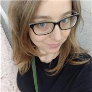 Insegnante bilingue italiano/inglese offresi per lezioni individuali e non , unitamente a insegnamento e ripasso di materie umanistiche, quali italiano storia geografia spagnolo tedesco... A ragazzi/e fino ai primi anni di università
